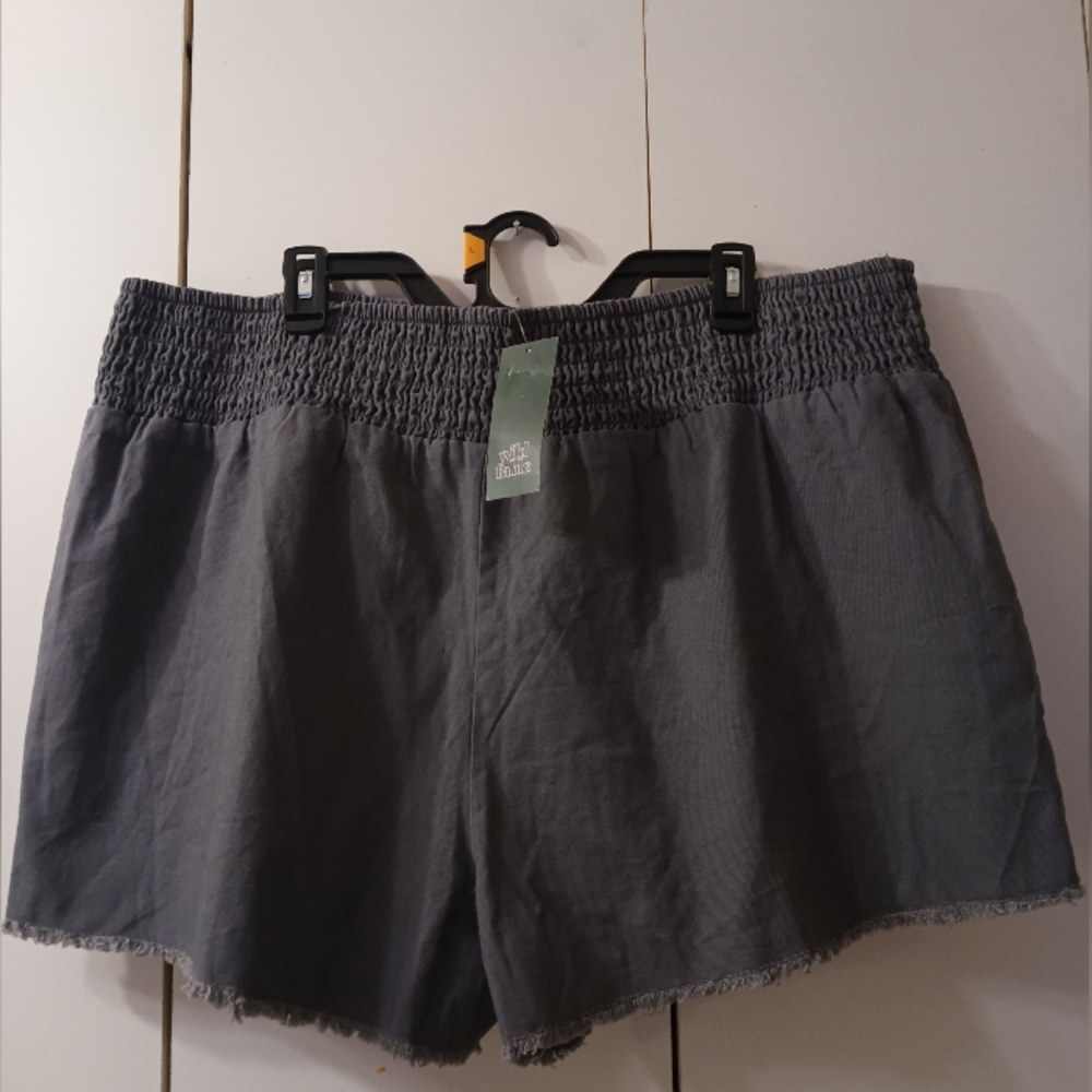 Wild Fable Charcoal Smocked Shorts! NWT